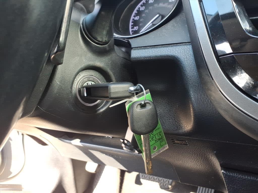 Thumbnail: 2021 Toyota Camry - 11