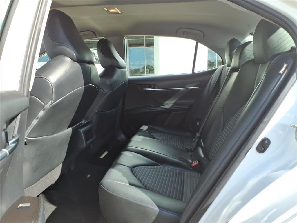 Thumbnail: 2021 Toyota Camry - 9