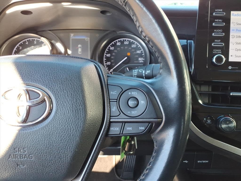 Thumbnail: 2022 Toyota Camry - 20