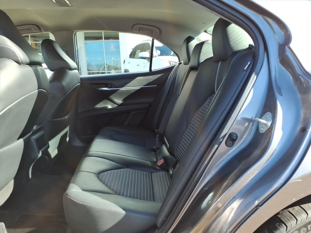 Thumbnail: 2022 Toyota Camry - 28