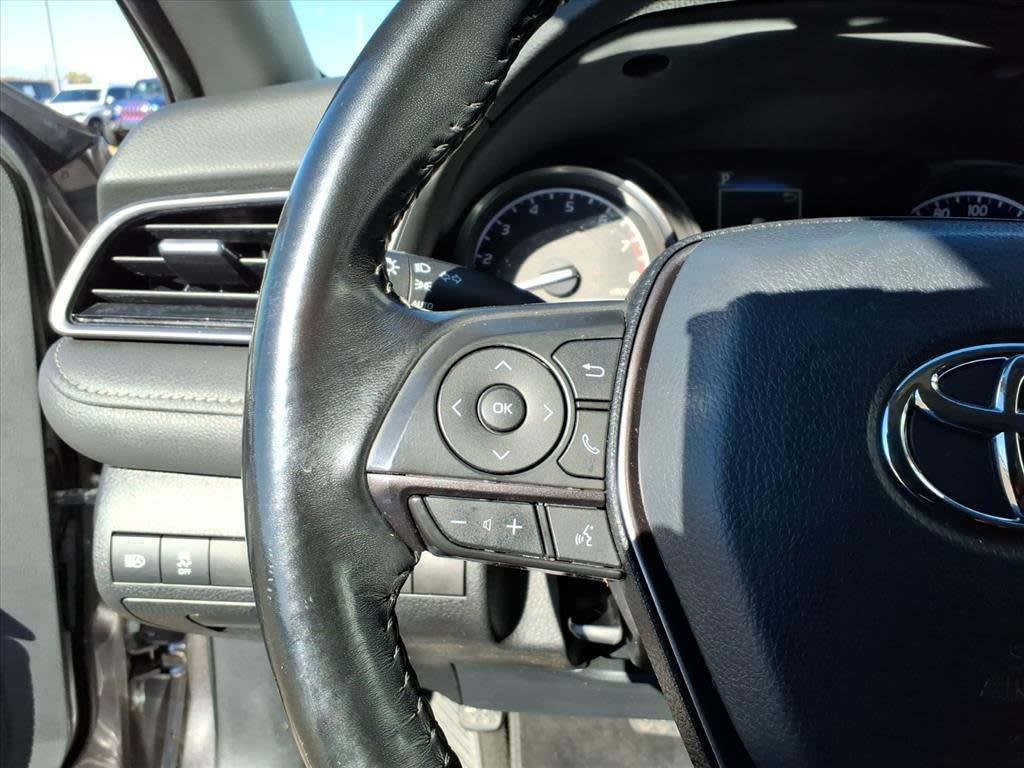 Thumbnail: 2022 Toyota Camry - 19