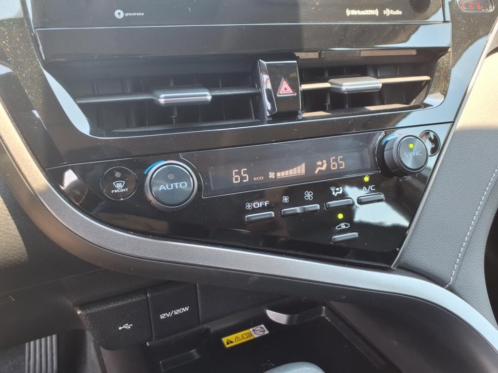 Thumbnail: 2023 Toyota Camry - 22