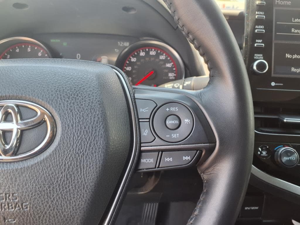 Thumbnail: 2023 Toyota Camry - 20