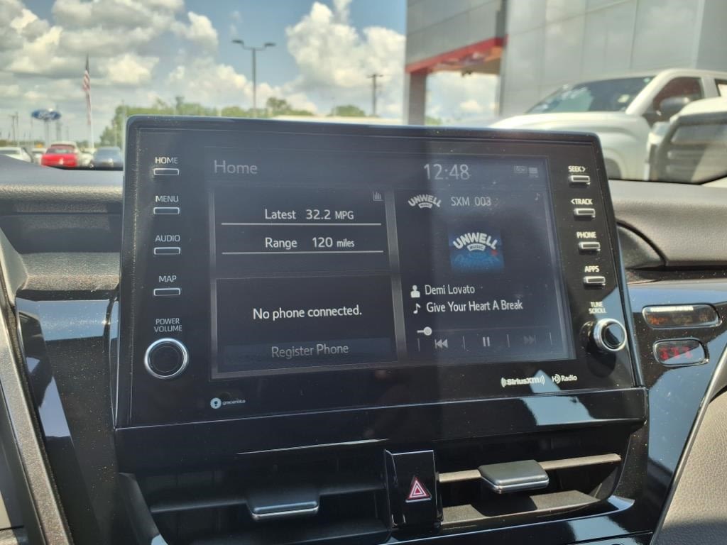 Thumbnail: 2023 Toyota Camry - 10