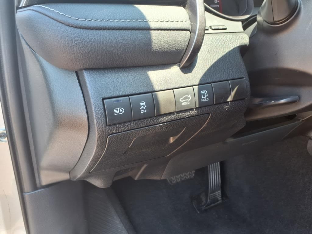 Thumbnail: 2023 Toyota Camry - 18