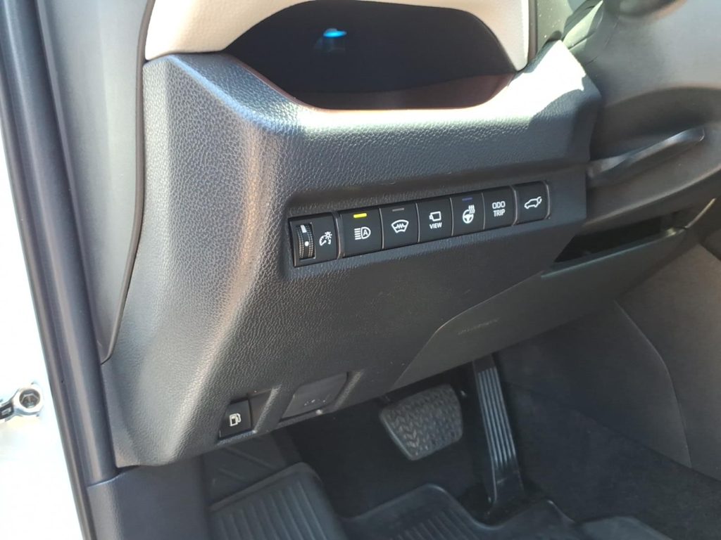 Thumbnail: 2024 Toyota RAV4 - 20