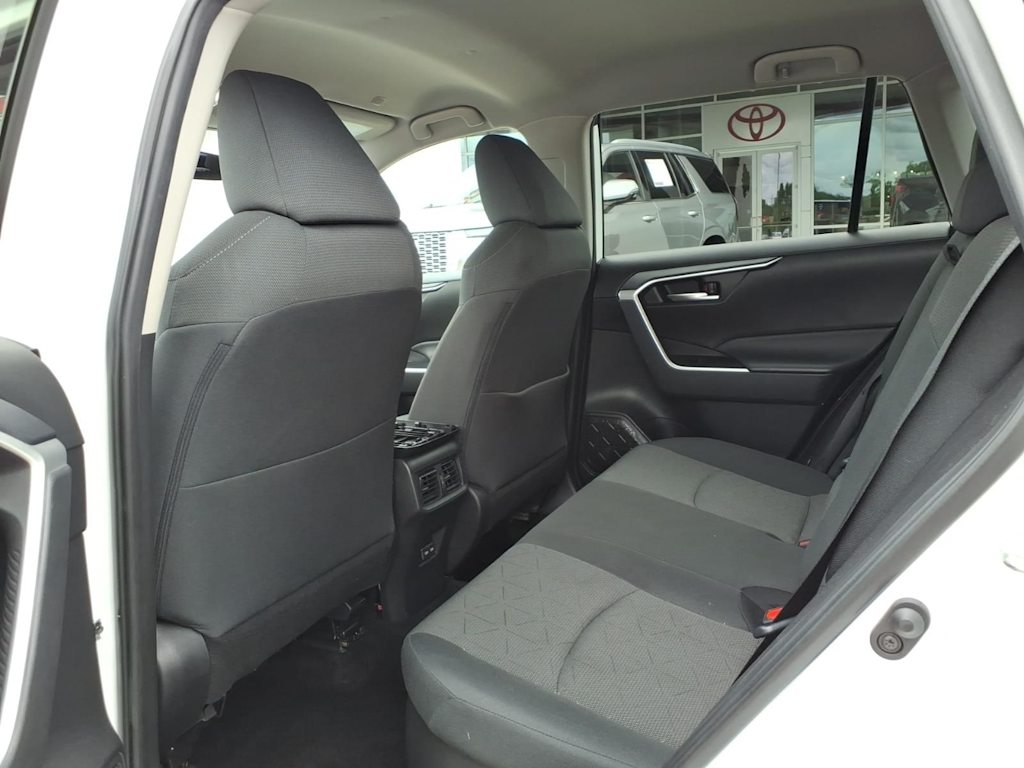 Thumbnail: 2024 Toyota RAV4 - 29