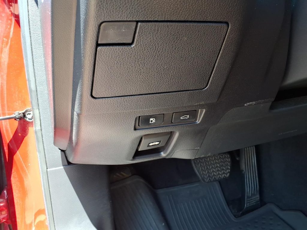 Thumbnail: 2023 Lexus ES - 20