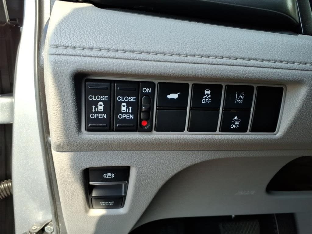 Thumbnail: 2020 Honda Odyssey - 20