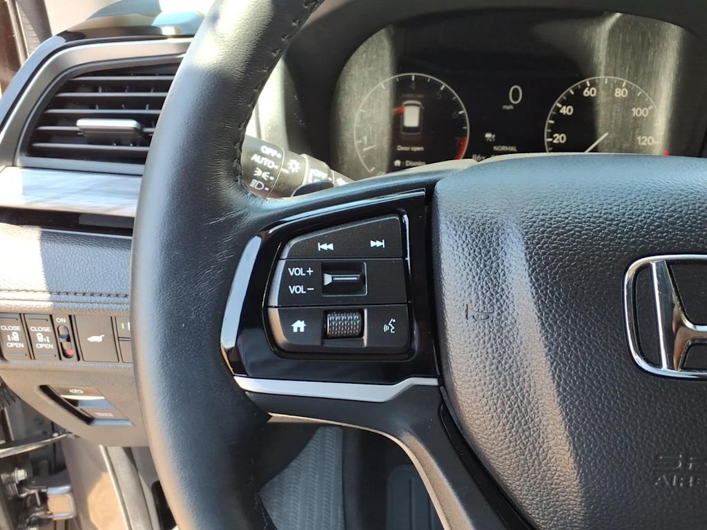 Thumbnail: 2025 Honda Odyssey - 20
