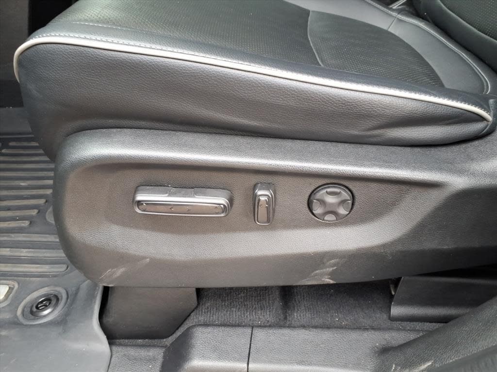 Thumbnail: 2023 Honda Odyssey - 17