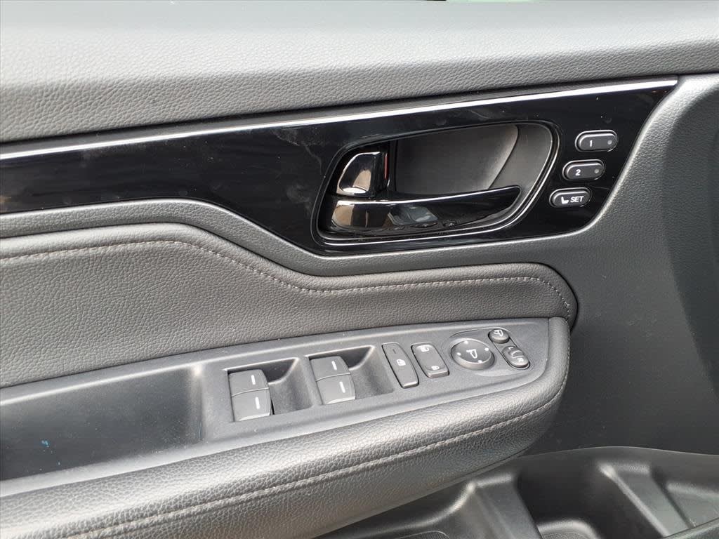 Thumbnail: 2023 Honda Odyssey - 18