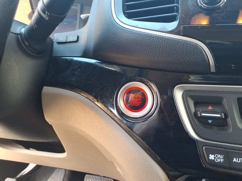 Thumbnail: 2019 Honda Pilot - 23