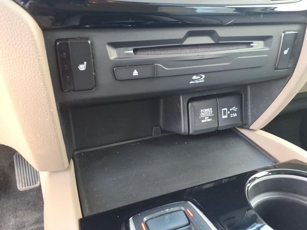 Thumbnail: 2019 Honda Pilot - 25