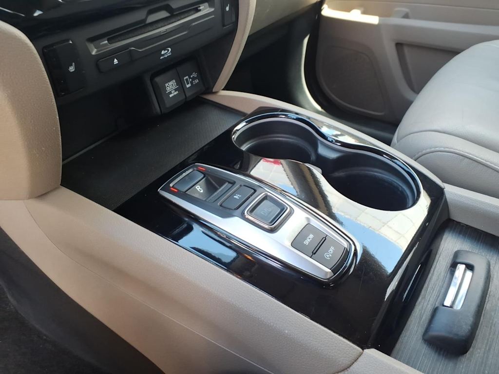 Thumbnail: 2019 Honda Pilot - 11