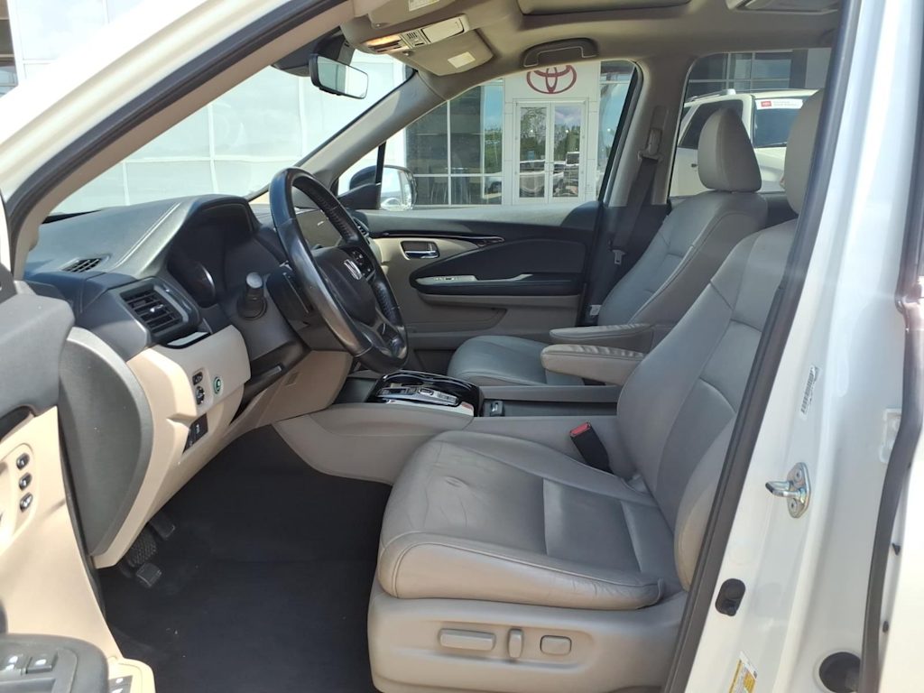 Thumbnail: 2019 Honda Pilot - 7