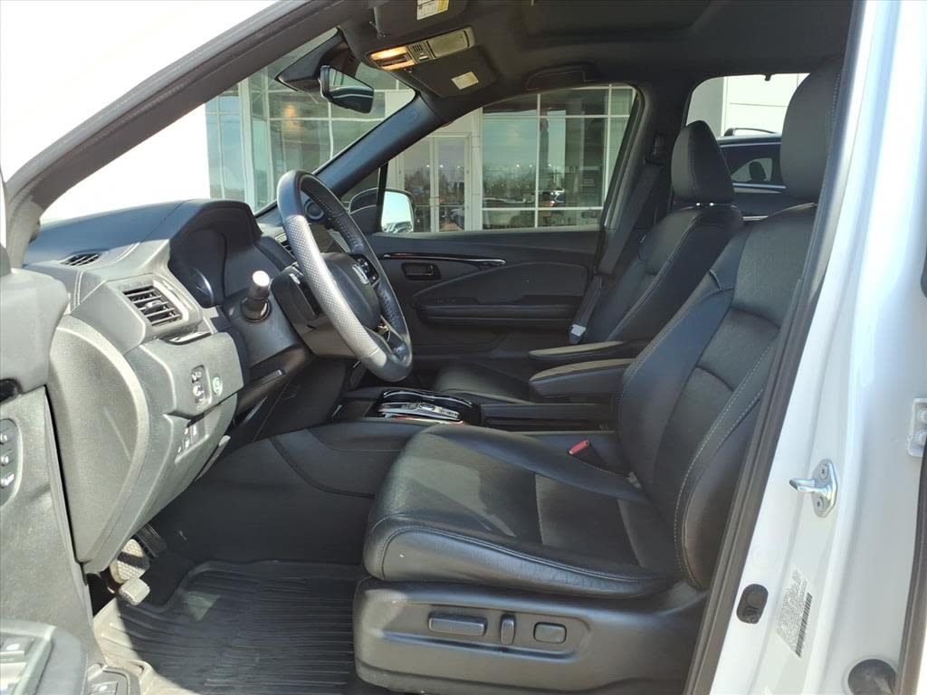 Thumbnail: 2023 Honda Passport - 7