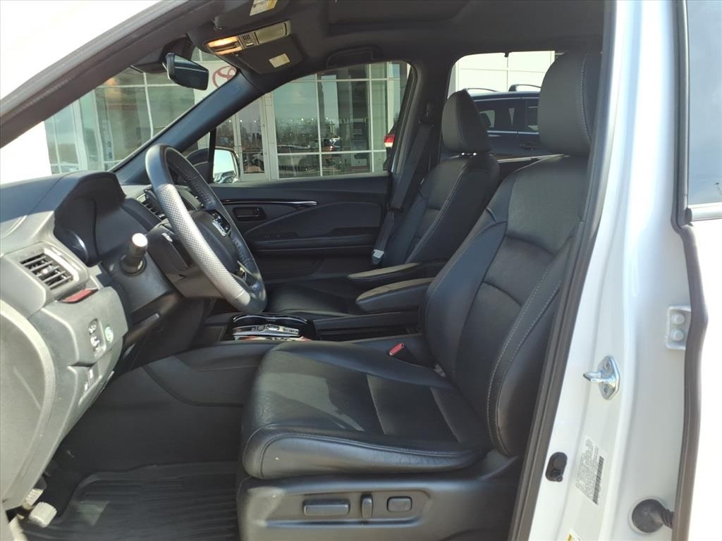 Thumbnail: 2023 Honda Passport - 8