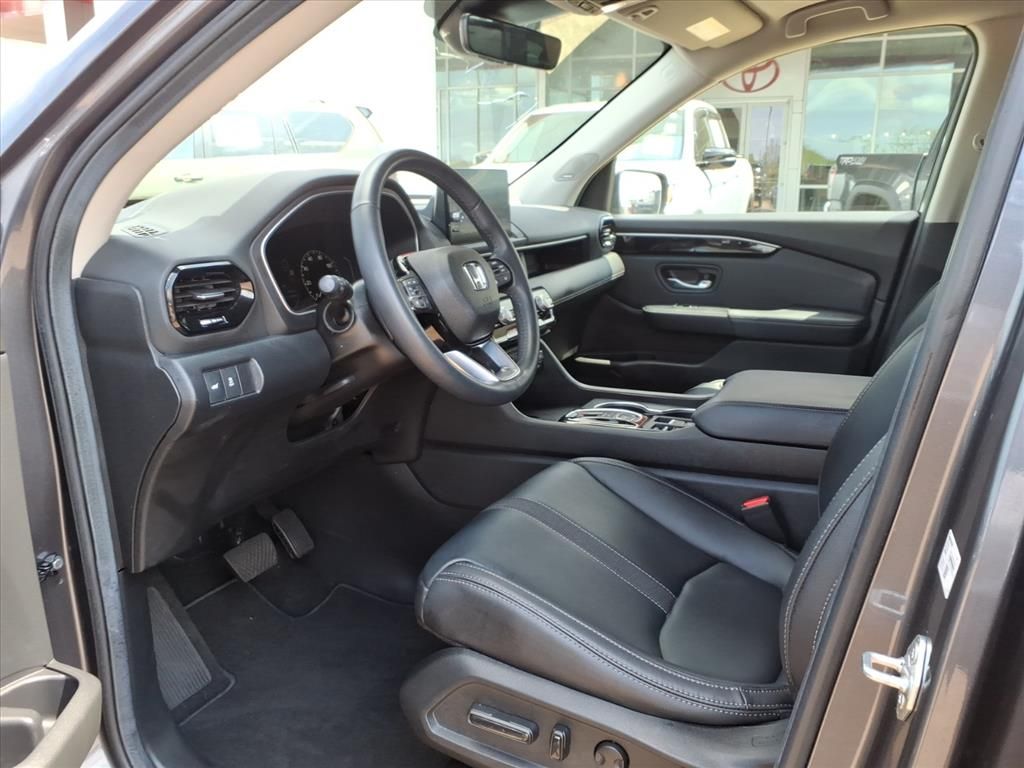 Thumbnail: 2025 Honda Pilot - 27