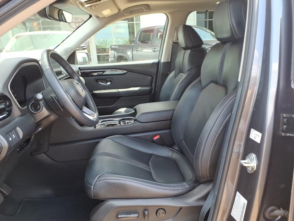 Thumbnail: 2025 Honda Pilot - 8