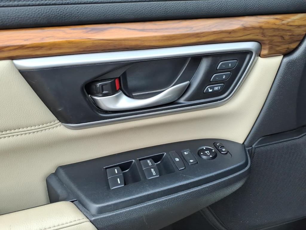 Thumbnail: 2018 Honda CR-V - 19