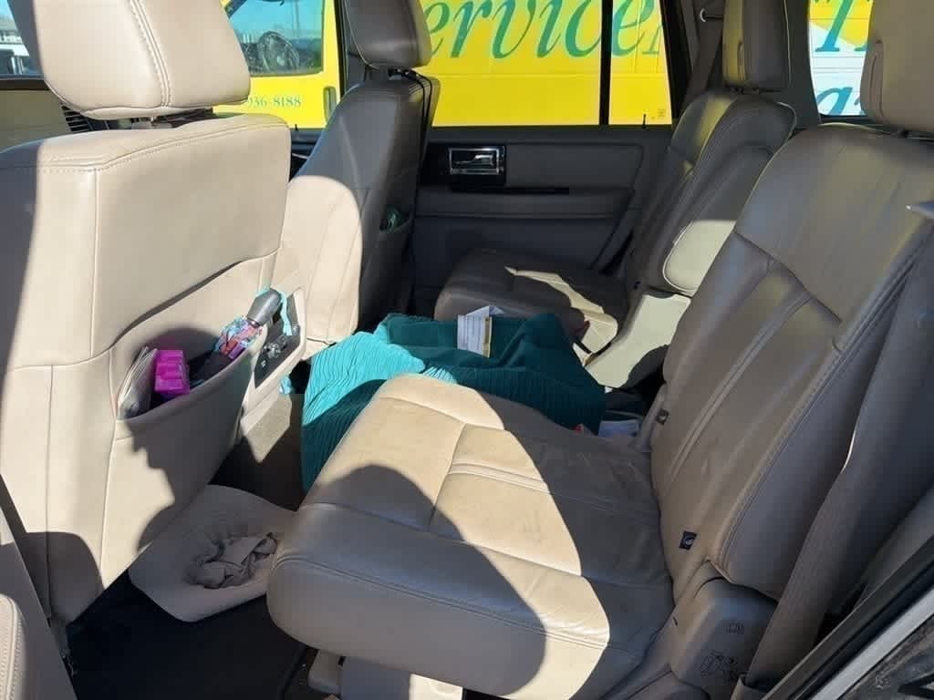 Thumbnail: 2016 Lincoln Navigator - 7