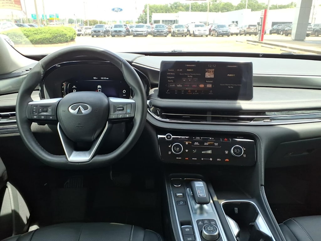 Thumbnail: 2023 INFINITI QX60 - 2