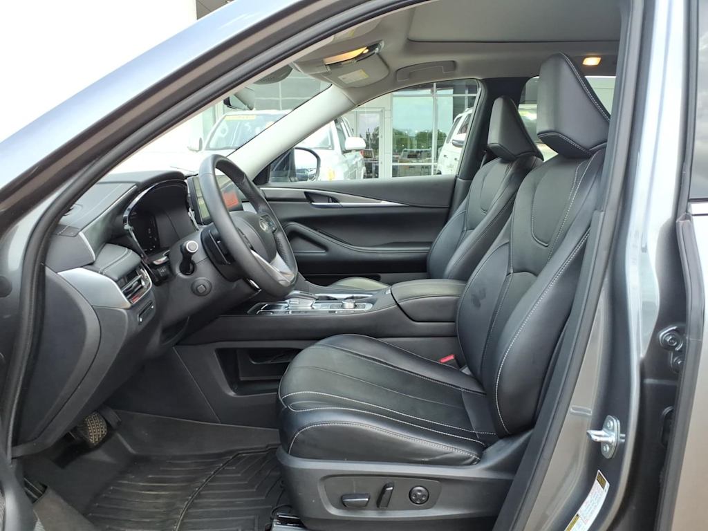 Thumbnail: 2023 INFINITI QX60 - 8