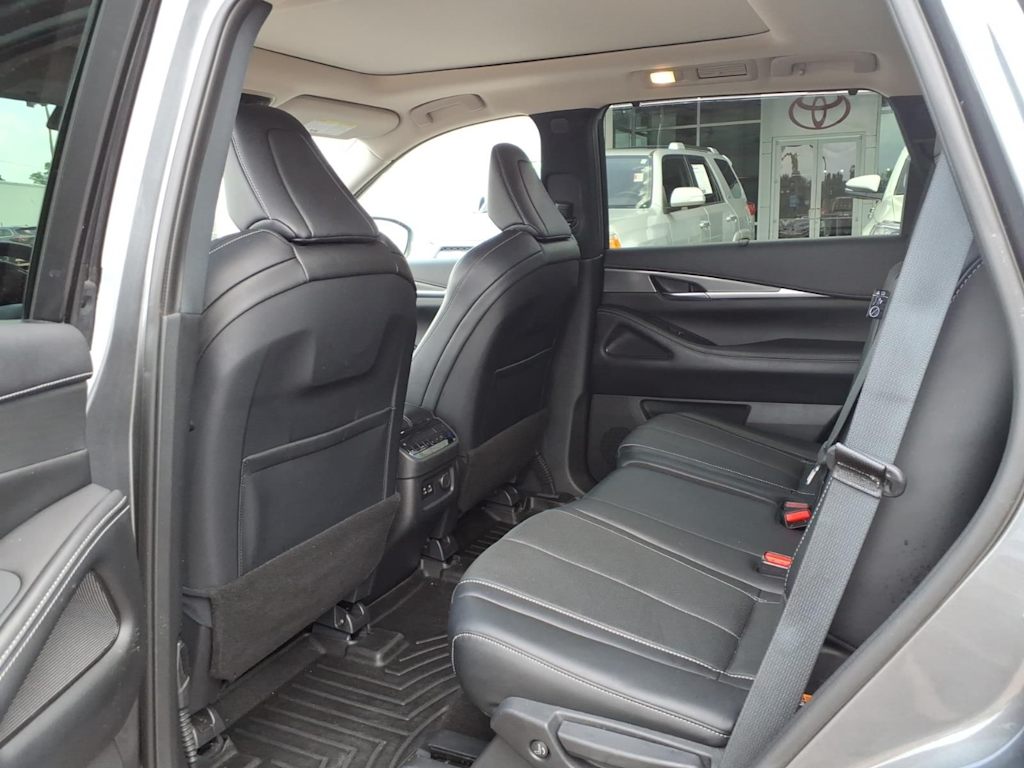Thumbnail: 2023 INFINITI QX60 - 30