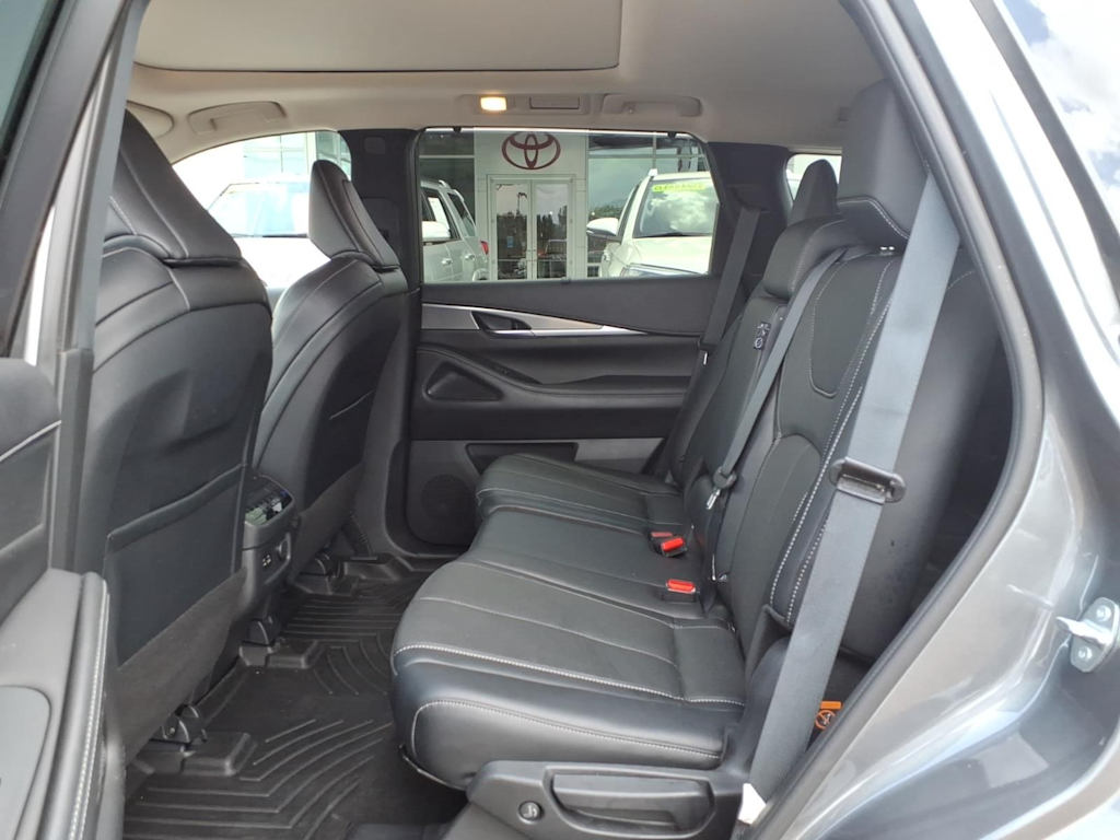 Thumbnail: 2023 INFINITI QX60 - 9