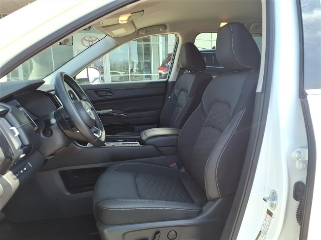 Thumbnail: 2025 Nissan Pathfinder - 8