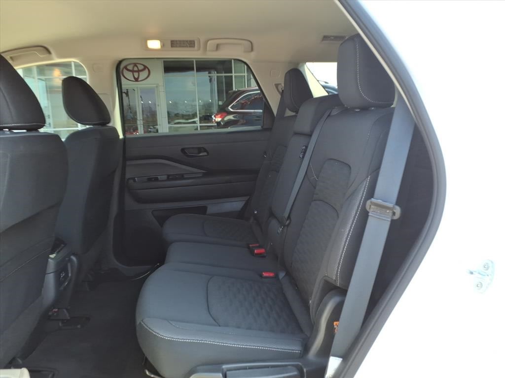 Thumbnail: 2025 Nissan Pathfinder - 28