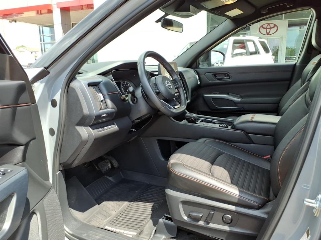 Thumbnail: 2025 Nissan Pathfinder - 28