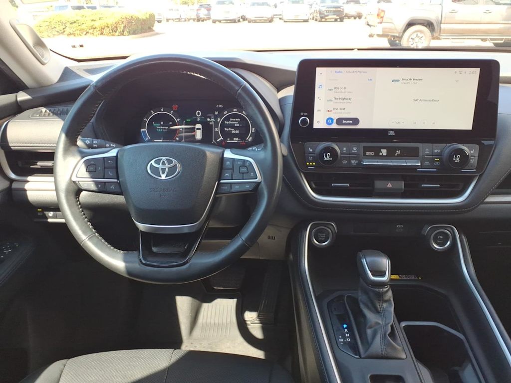 Thumbnail: 2024 Toyota Grand Highlander - 2