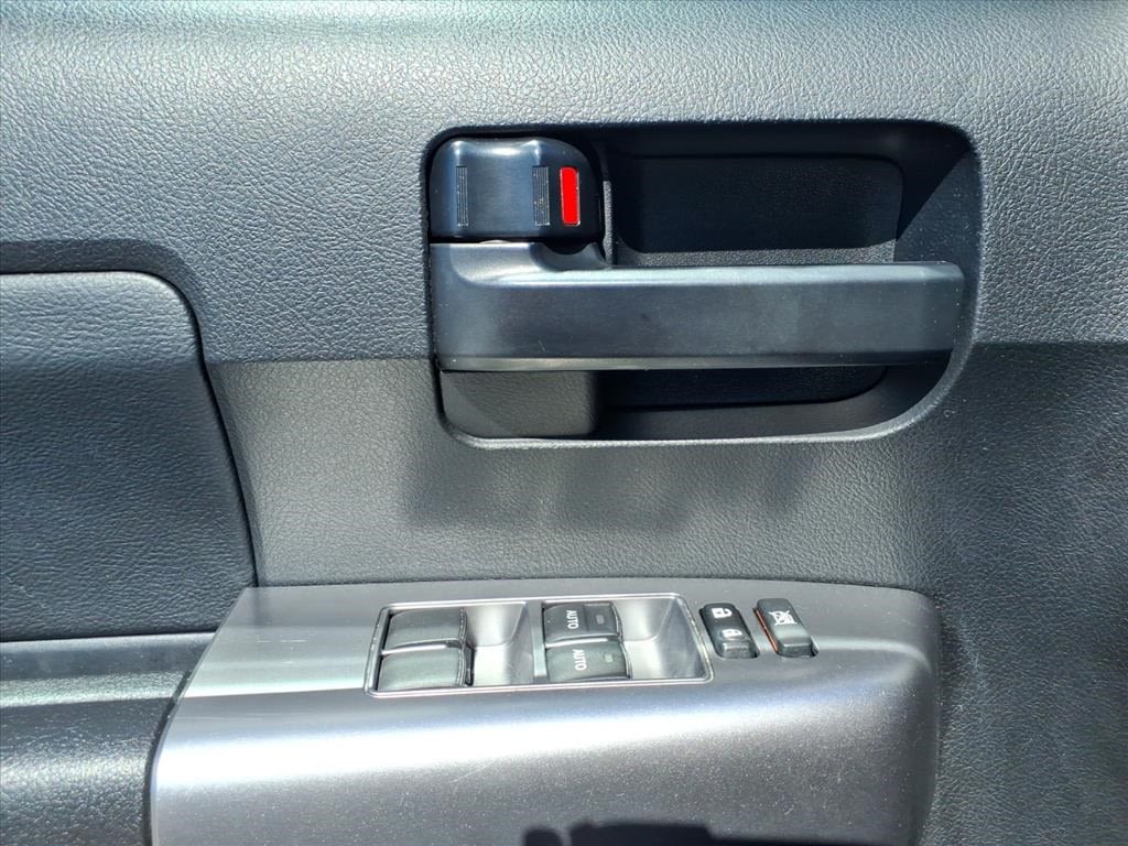 Thumbnail: 2022 Toyota Sequoia - 18