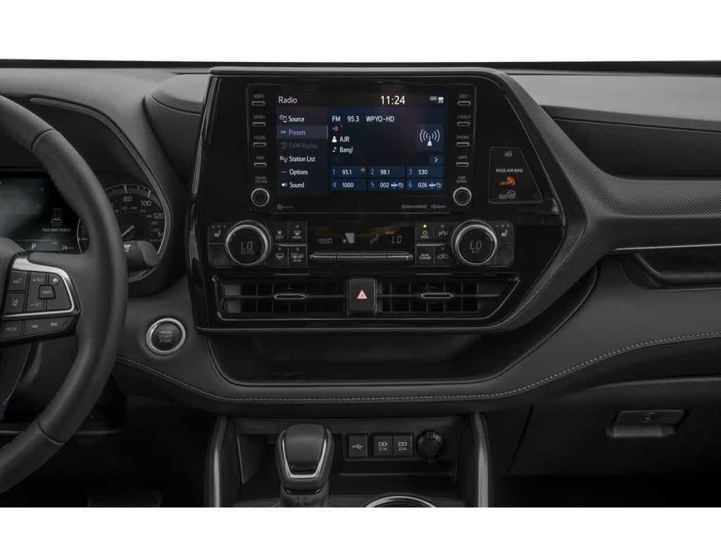 Thumbnail: 2022 Toyota Highlander - 9