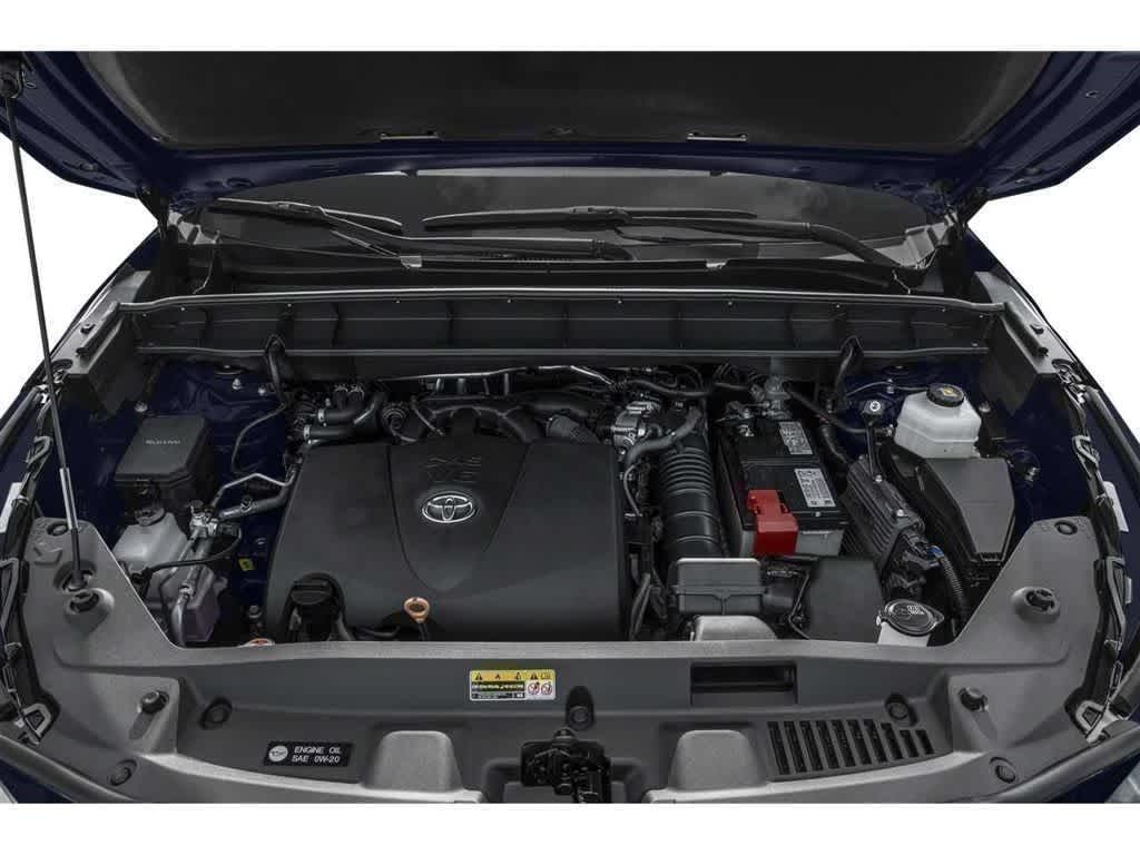 Thumbnail: 2022 Toyota Highlander - 4