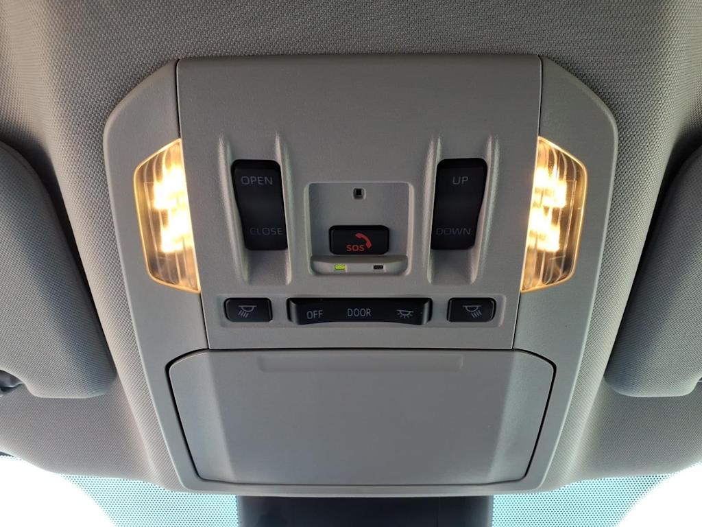 Thumbnail: 2026 Toyota Highlander - 26