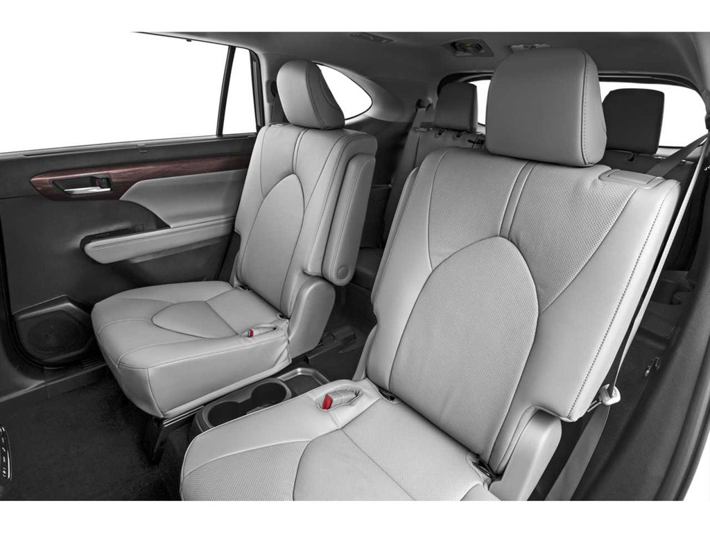 Thumbnail: 2023 Toyota Highlander - 8