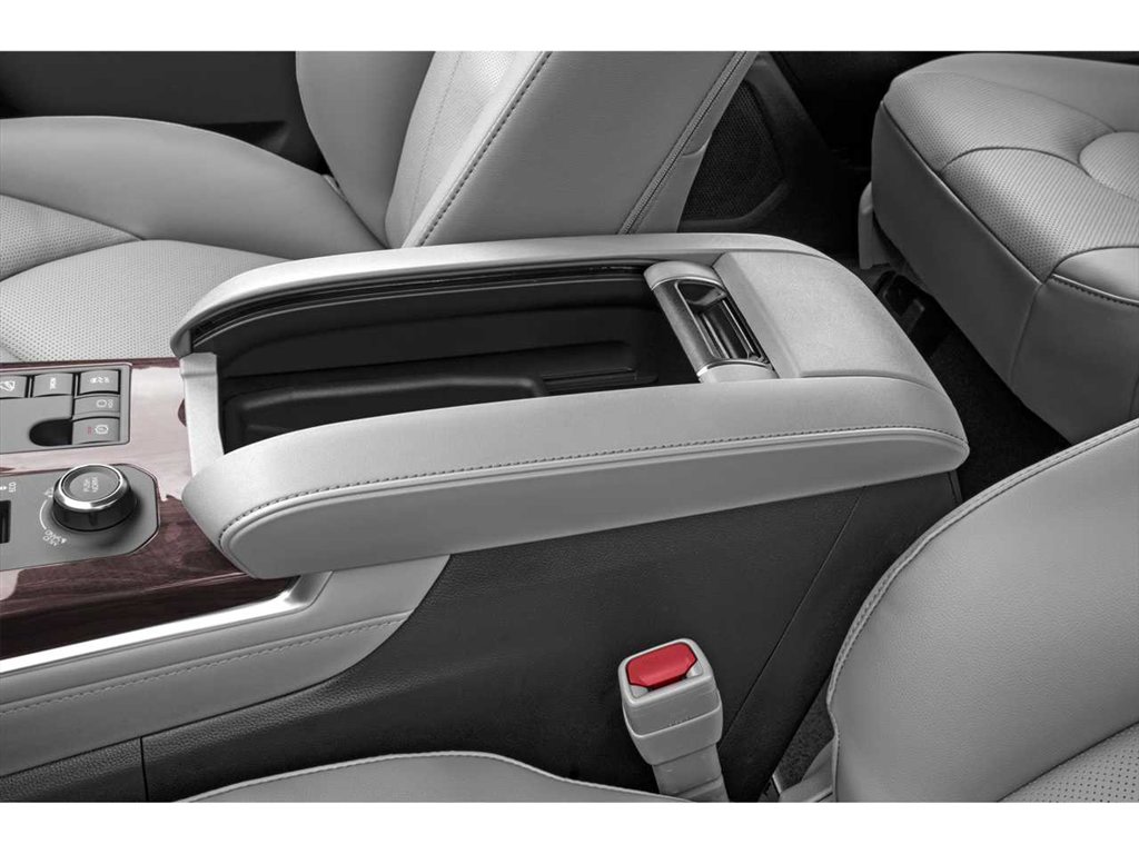 Thumbnail: 2023 Toyota Highlander - 7
