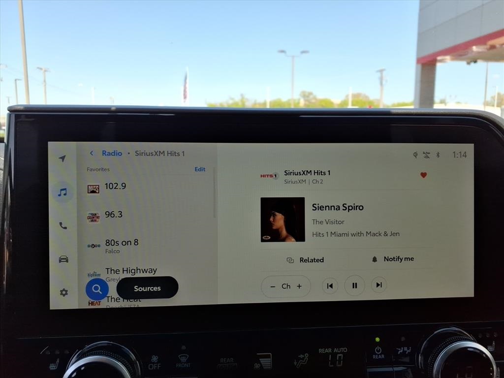 Thumbnail: 2024 Toyota Highlander - 10