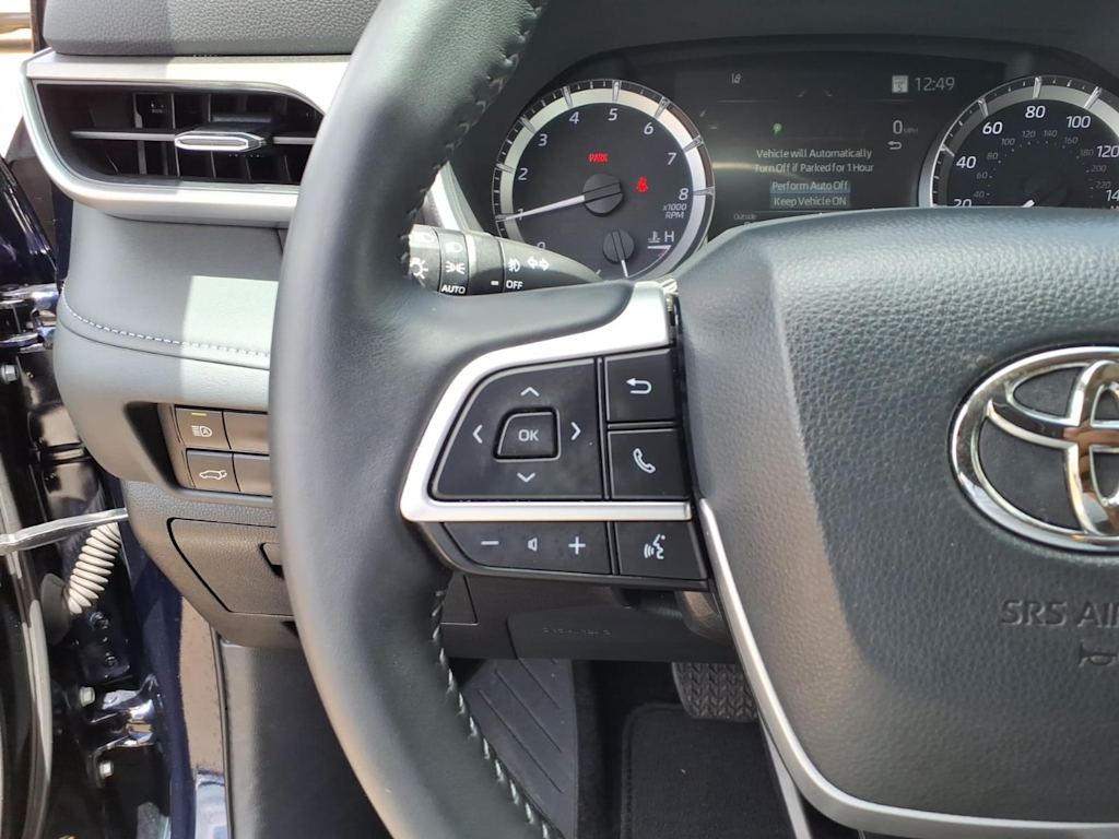 Thumbnail: 2026 Toyota Highlander - 21