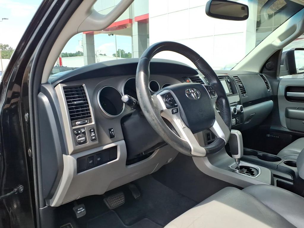 Thumbnail: 2014 Toyota Sequoia - 6