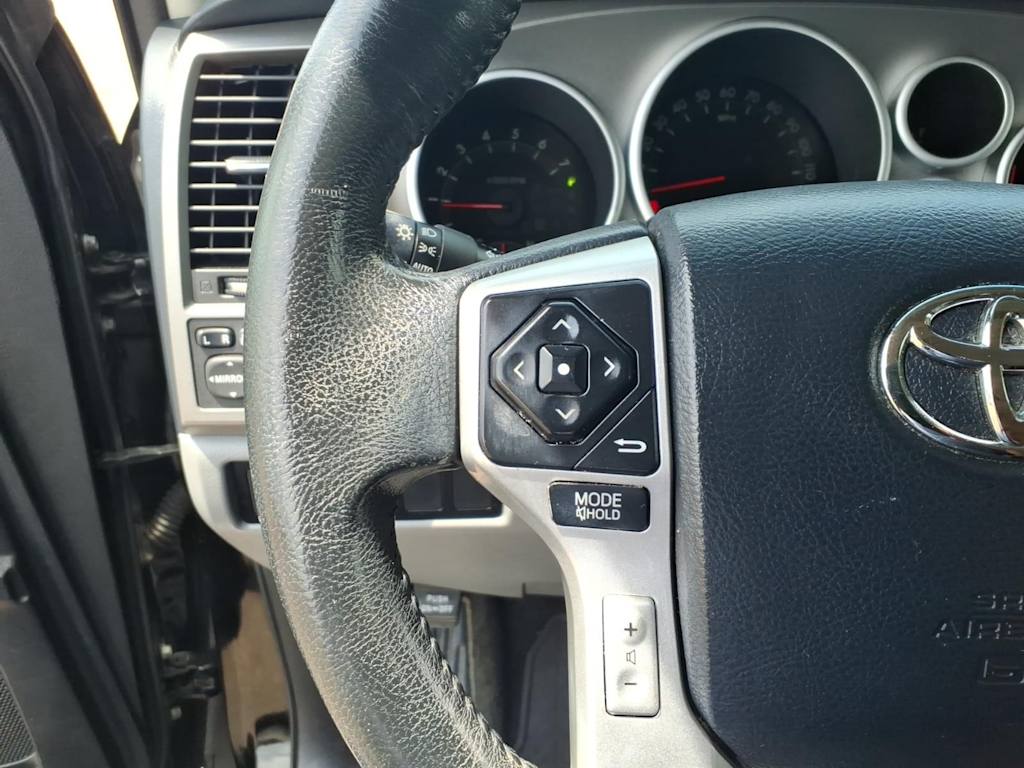 Thumbnail: 2014 Toyota Sequoia - 20