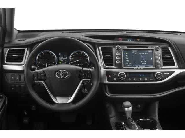 Thumbnail: 2019 Toyota Highlander - 2