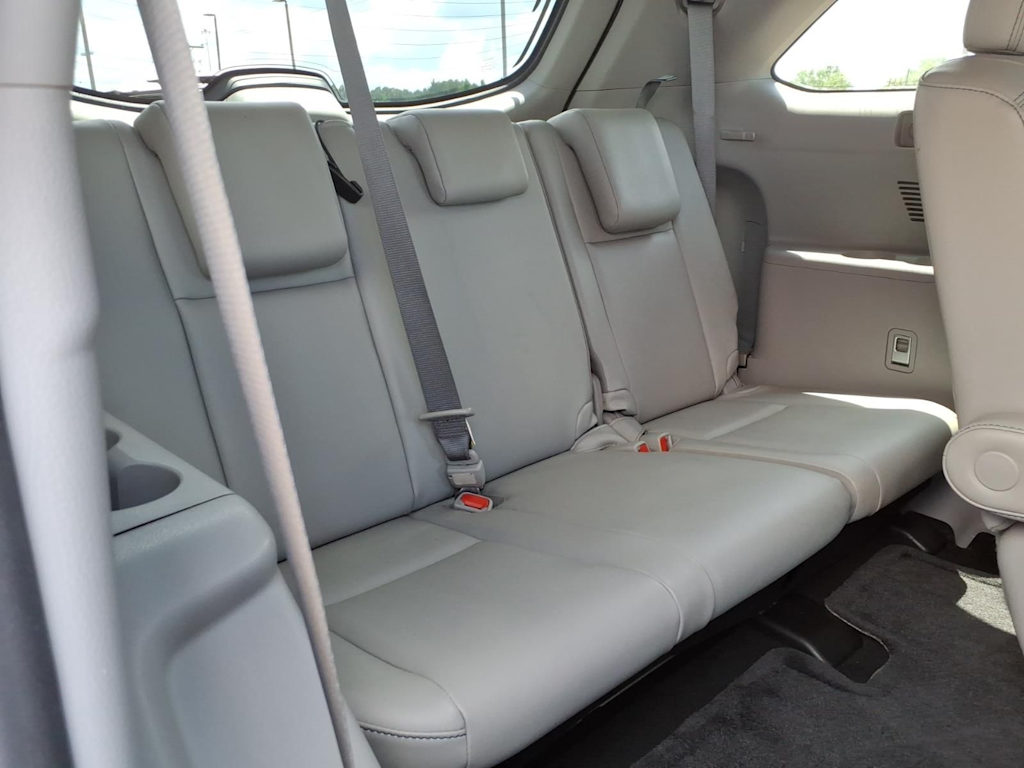 Thumbnail: 2019 Toyota Highlander - 30