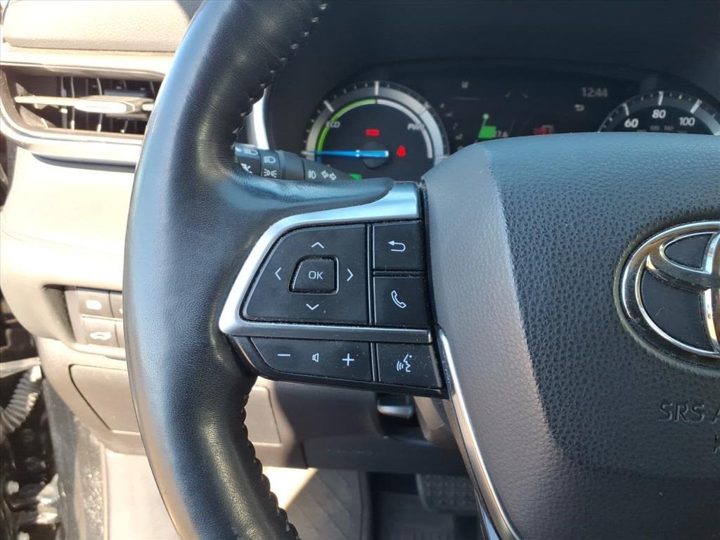 Thumbnail: 2020 Toyota Highlander - 21