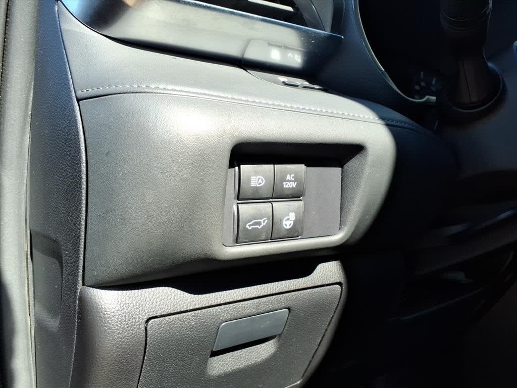 Thumbnail: 2020 Toyota Highlander - 20