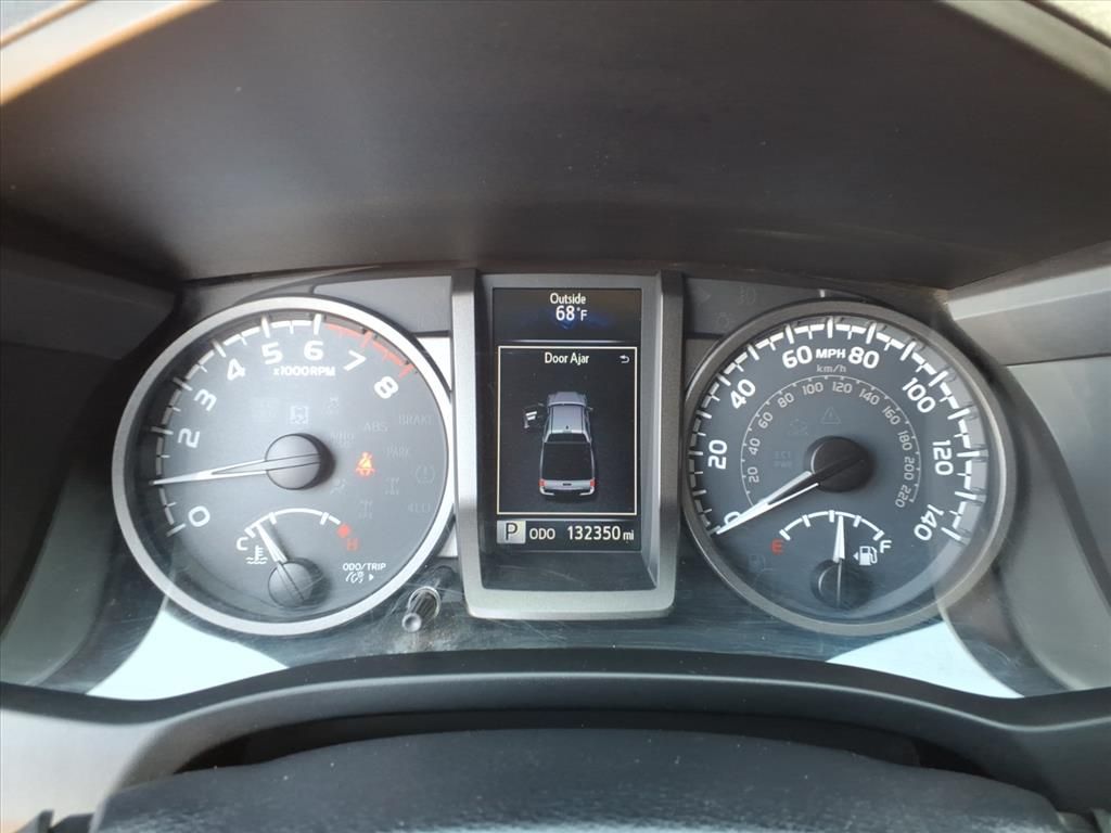 Thumbnail: 2017 Toyota Tacoma - 11