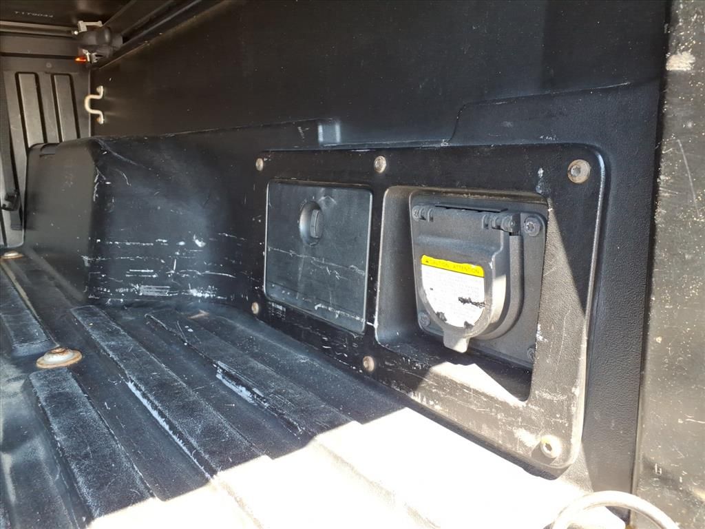 Thumbnail: 2017 Toyota Tacoma - 17